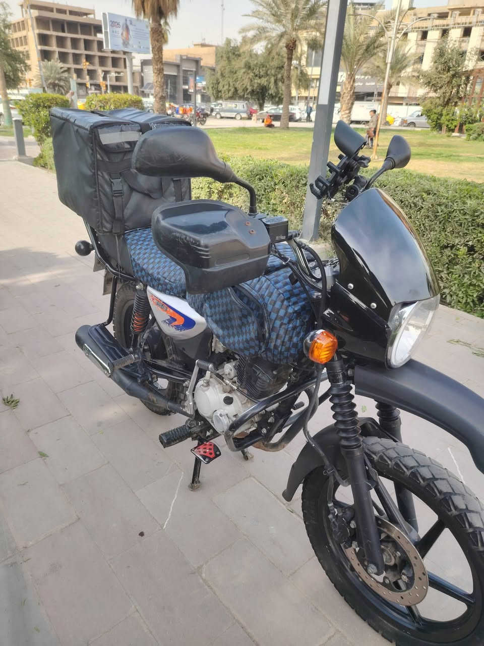 سلام عليكم شباب دراجه بوكسر مديل 2023 للبيع دراجه مفشوكه جديد وخير من الله كله شركه سعر 2.350
مليونين و ٣٥٠    مرقم بئسمي تحويل ثاني يوم 

***********
