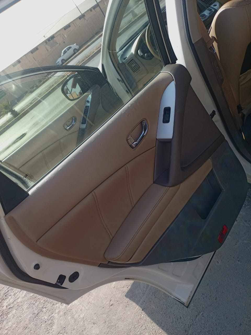 السلام عليكم ورحمة الله وبركاته للبيع  اومراوس سياره نيسان مورانو ٢٠١٢رقم كركوك مشروع وطني مكينه سته سرندر حجم مكينه ٣٥٠٠ سياره فول مواصفات بيها فقط جاملغ السائق صبغ مالسعر٨٥ وبيها مجال العنوان موصل حي الزهراء رقم موبايل كورك ***********بي واتساب
