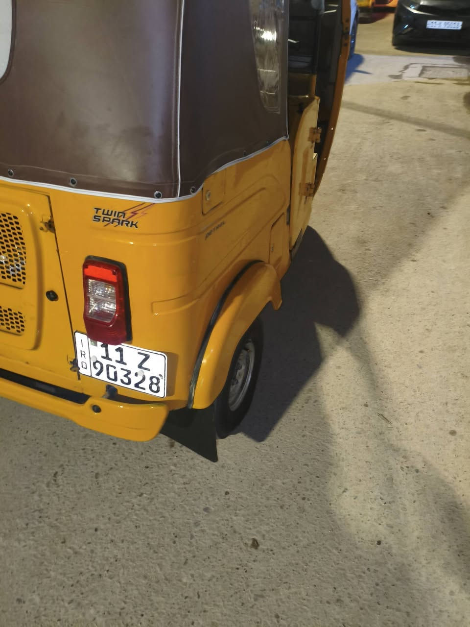 سلام عليكم تكتك موديل 2022تحويل بسمي 
مكفوله فقط بس دوس أو  إصبعين فوك بكلايت باقي مكفول من صبغ.  سعر. 8700 بيه مجال 
مكان بلديات.  
***********
