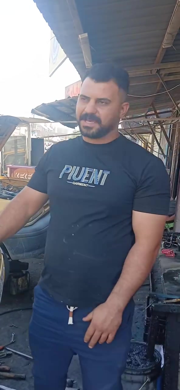 السلام عليكم ورحمة الله وبركاته
محل ابو ضرغام لتصليح الكير العادي وتبديل جميع انواع الكلجات 
العنوان الشيخ عمر شارع الاطفائية مقابيل مستشفى الطوارئ القديم بالركن 
***********
***********
#الجميع 
@الجميع 
@إشارة 
ابو فهد الحيالي
