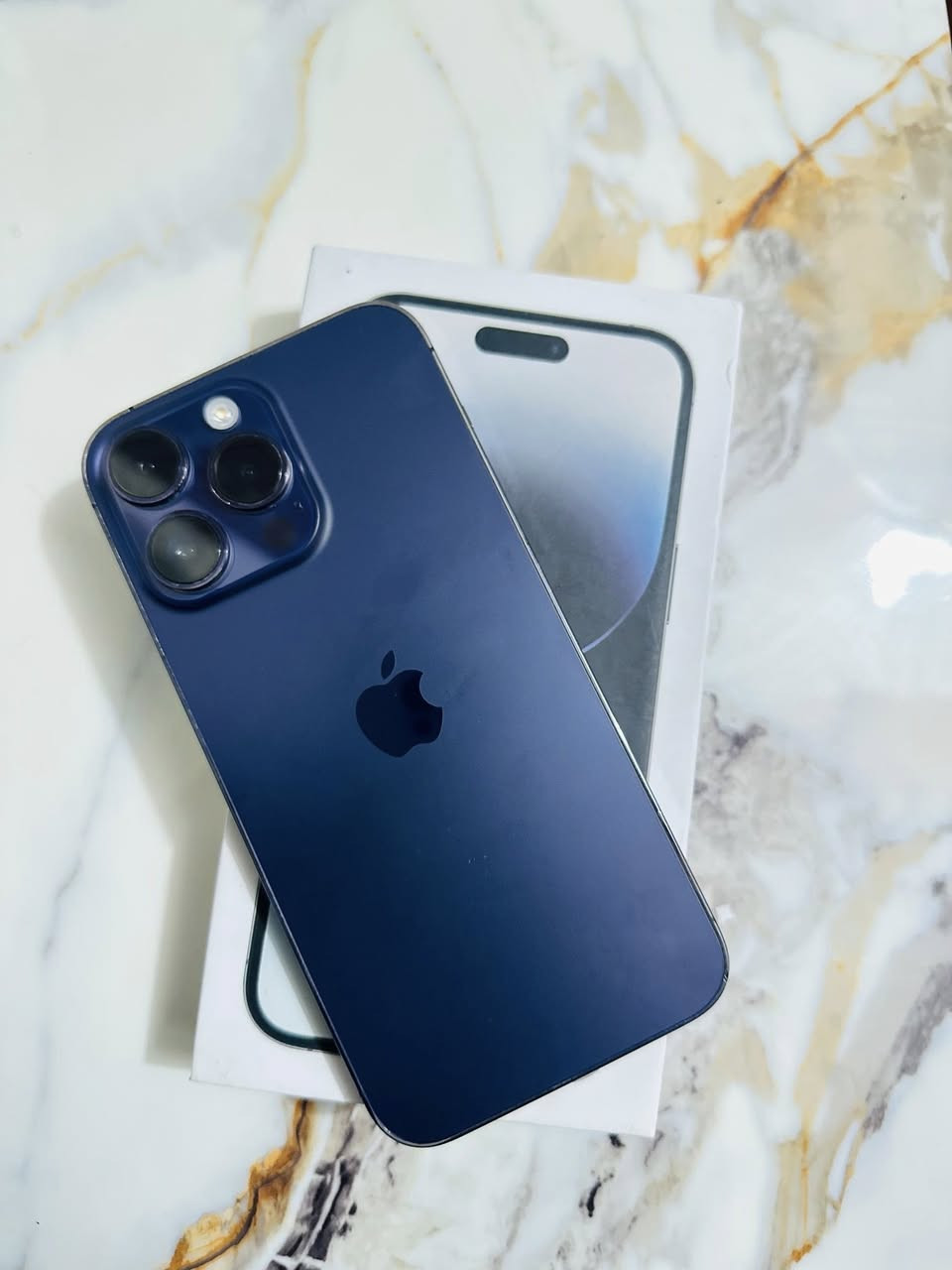 للبيع ١٤ برو ماكس جديد كلش  شرق اوسط بطاريه ٨٧ ذاكره ٢٥٦ بلاد الجهاز نضافه ١٠٠/٩٥ 
واتساب ‭٠٧٨٨ ٥٦٥ ٥١٤٧‬
تصال ***********
