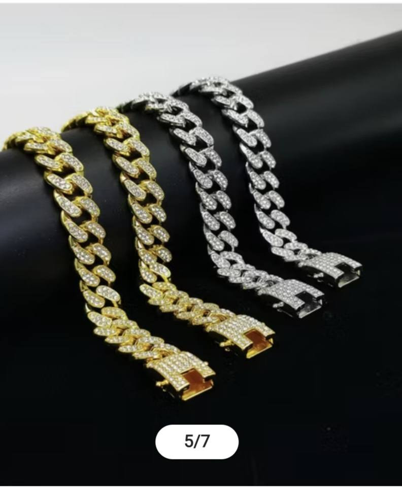 اكسسوارات


**إذا كنت صاحب هذا الإعلان وتريد حذفه لأي سبب، رجاءا أرسل رسالة إلى الدعم الفني**