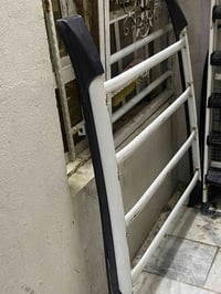 سيبايه بيجو البلاديه تكعد عل براغي  50 الف. 07838760277