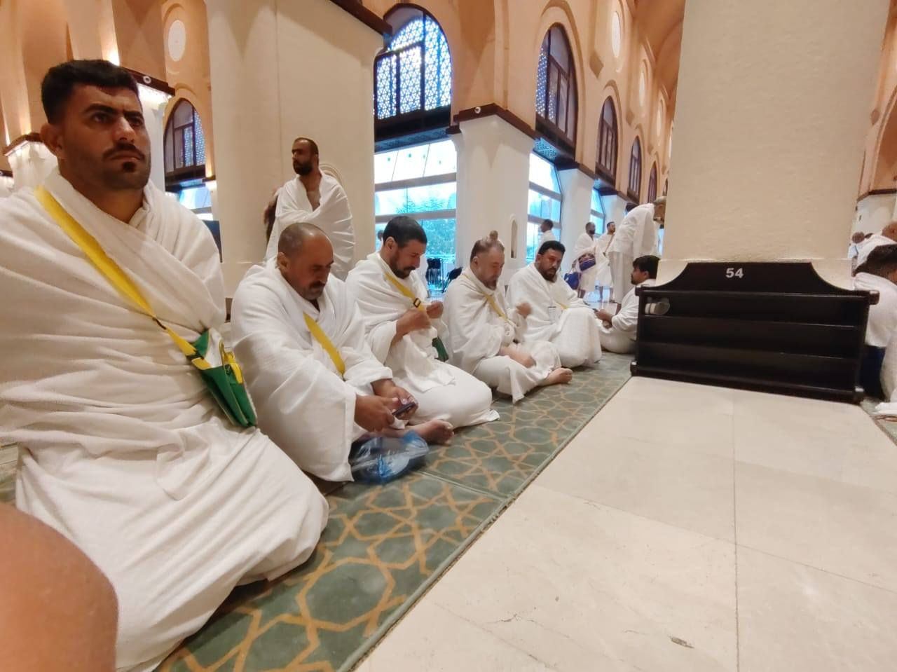 #إعــــــــلان_عمرة_شهر_شــــــــــــوال_العمره_الأخيره_لهذا_الموسم✈️✈️
(تنــــــــويه📢). لاتغريكم الأسعار الرخيصه والشركات الغير مرخصه رسمياً فهي على حساب خدماتكم.
من حيث السكن والأكل والأرشاد الديني. 
فنحن وبفضل الله نجحنا بكل رحلاتنا السابقه بشهادة الجميع. من ارشاد ديني مختص بمناسك العمره.
 والسكن في فنادق ممتازه 
وكذالك الأطعام المميز ومحلي وليس مواد مجمده اومستورده بأيادي عراقيه حصراً.
#برنامج_الرحله بعد عيد الفطر المبارك
  نعلن لكم عن برنامج عمرة شهر #شــــــوال بالنقد والتقسيط المريح 100الف شهرياً
برنامج كامل من السماوه الى السماوه مع كافة الخدمات ثلاث وجبات طعام
احرام رجالي وچادر صلاة نسائي 
جنطة كتف وباج تعريفي. 
آخر يوم لأستلام الجوازات يوم 10في شهر رمضان  
للحجز والاستفسار الاتصال على الأرقام ⬇️⬇️
*********** 
*********** 
***********
يرافق الحمله كادر متمرس مع ارشاد ديني مختص بالحج والعمره.
