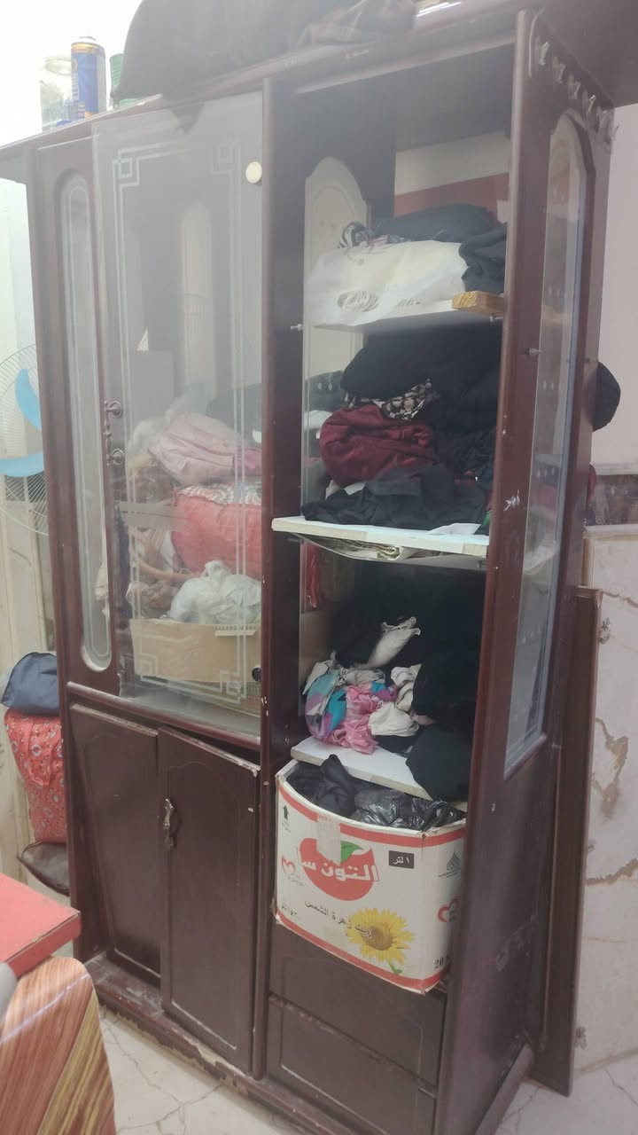 ميز بلازما ب ٢٥ وميز يصلح يكون مكتبة او للصالونات ب ٥٠ وبيهم مجال


**إذا كنت صاحب هذا الإعلان وتريد حذفه لأي سبب، رجاءا أرسل رسالة إلى الدعم الفني**
