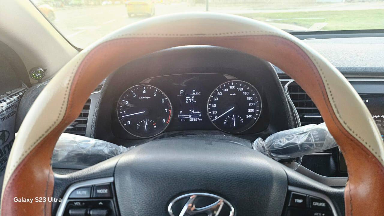 النتره 16شكل17 خليجي محرك 2000 دوش رقم اربيل بسمس  السونار مرفق بدون دواخل وبدون ضربه اثر بطش (يرهم مراوس) ماااشيه 100 حقيقي مكاني بغداد السعر 125 وبيهة مجال ***********
