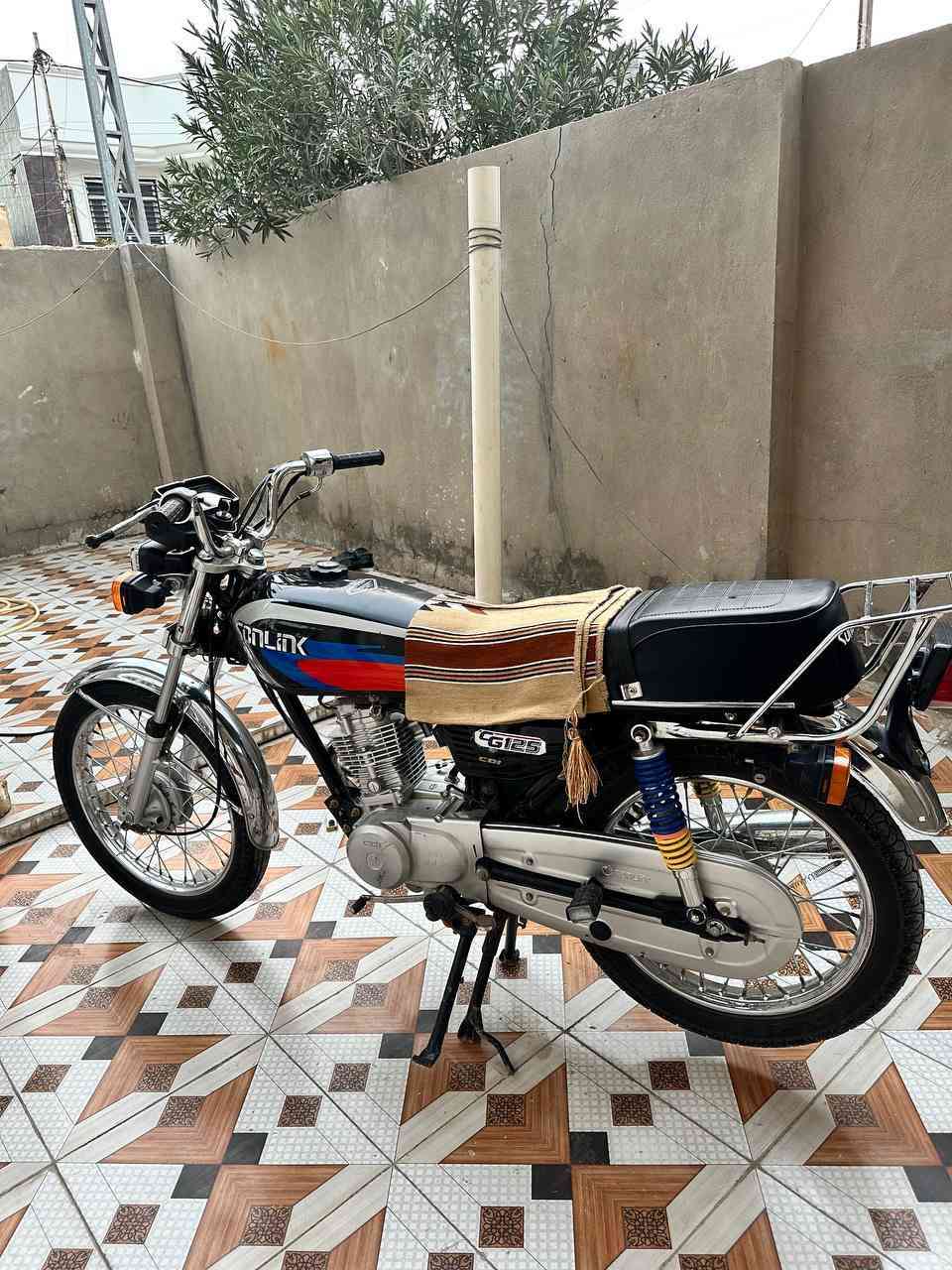 متاح تفاصيل خاص


**إذا كنت صاحب هذا الإعلان وتريد حذفه لأي سبب، رجاءا أرسل رسالة إلى الدعم الفني**