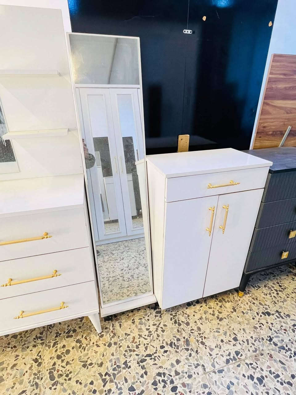 غرفة. تركي. نضام. ابواب. لون. مميز. كوالتي. عالي.٨قطع  ٦٠٠. واصل. كول مناطق بغداد


**إذا كنت صاحب هذا الإعلان وتريد حذفه لأي سبب، رجاءا أرسل رسالة إلى الدعم الفني**