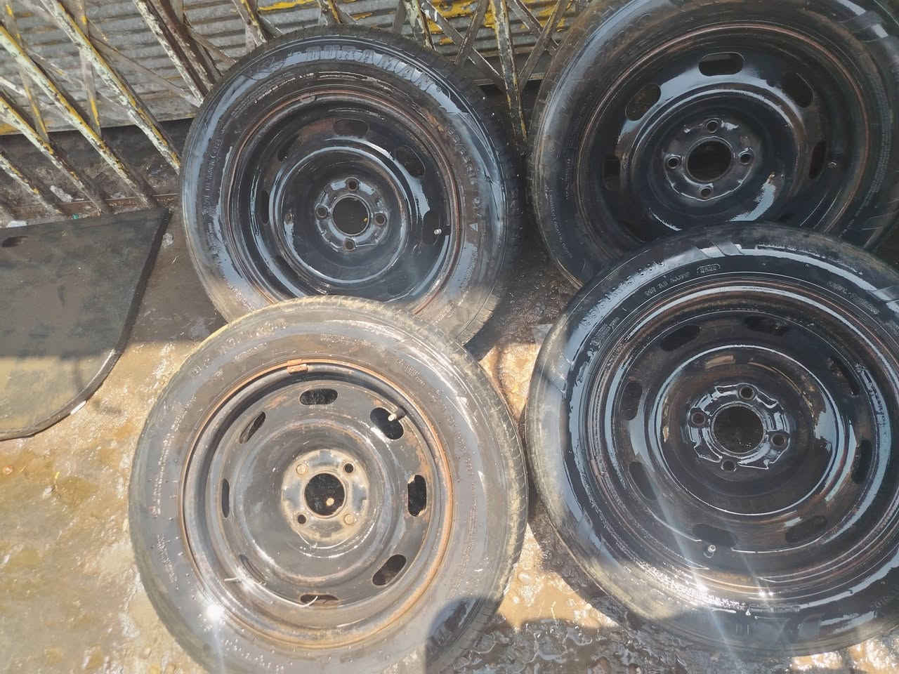 السلام عليكم يتوفر غراض 307/306
406 تفصيخ العنوان بغداد اي استفسار للتصال *********** برقمي بي وتساب
