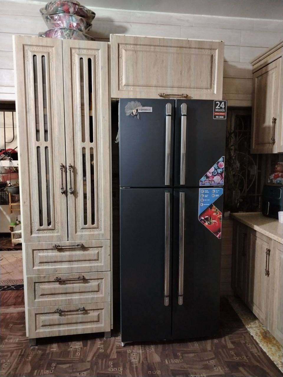 كاونترpdf شغل ثكيل وتوصاه وداخل المنيوم ٧ امتار وشوية مع ملحق  والمفرغه ..وتخم قنفاه تركي ابو المخزن ٧ مقاعد . فقط رجلين تخم واحد منهم متضرره ..مكان الغزالية
الاتصال برقم ***********
