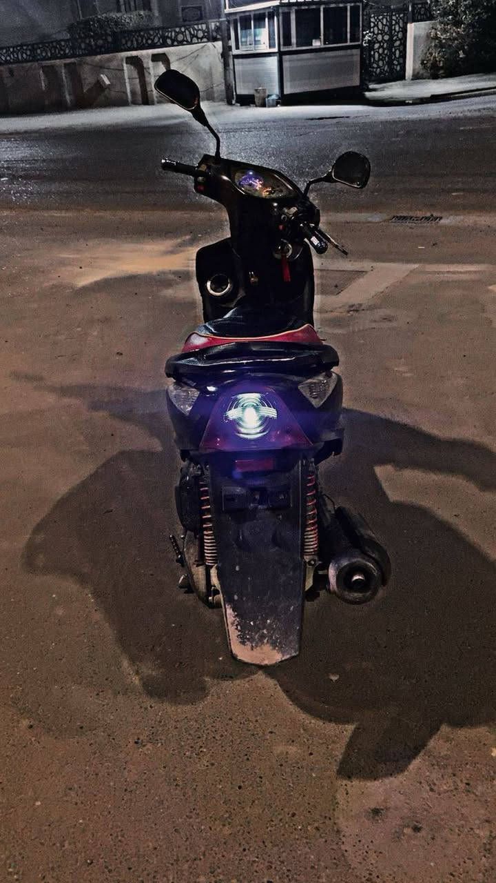 سلام عليكم دراجه ماكس ثعلب الدراجه خير من الله اي نقص ما بيهة الدراجه عله ايدي امبدل بيهة ولفات فقط 
السعر 750 
للتواصل واتساب: ***********
