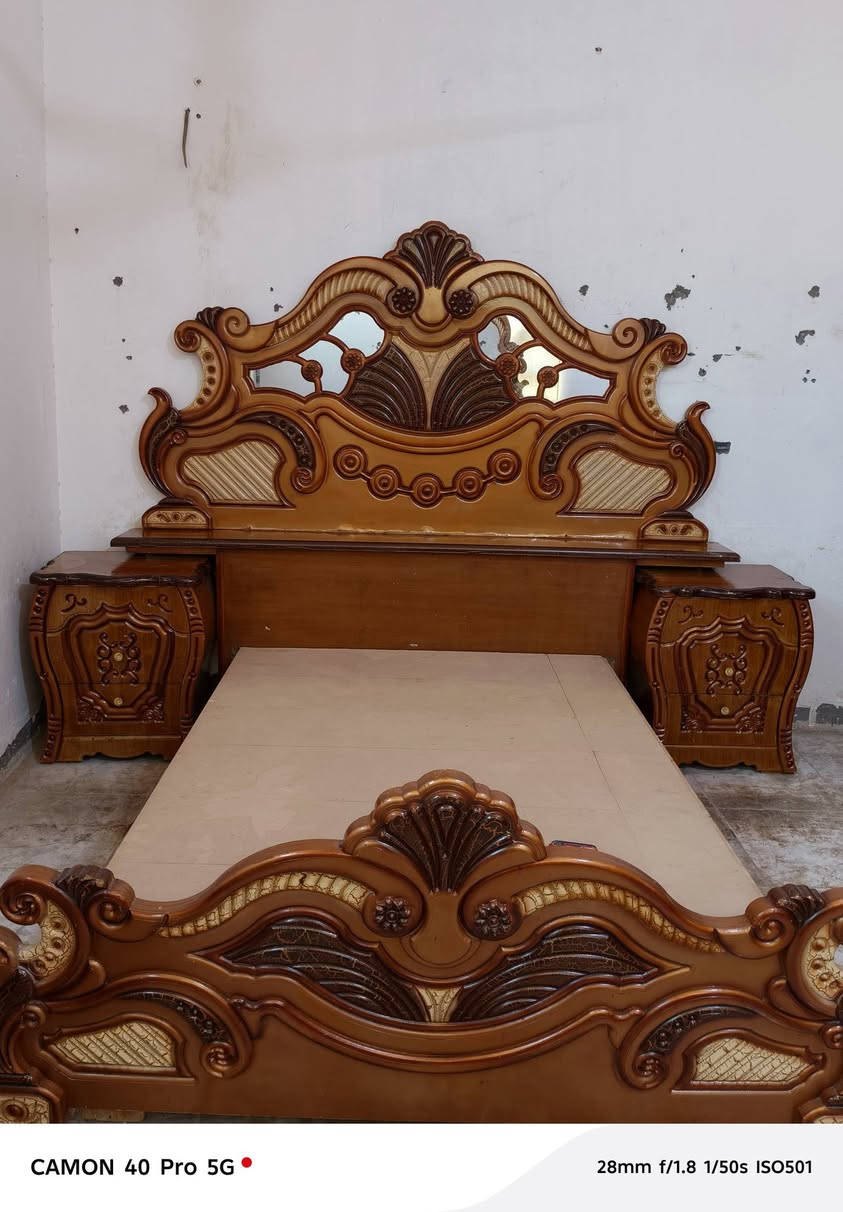 غرفة صاج نجارة تزكام نضيفه ابسعر مناسب٦٠٠ بيهه مجال الشراي الاتصال اوتساب يوجد توصيل***********
