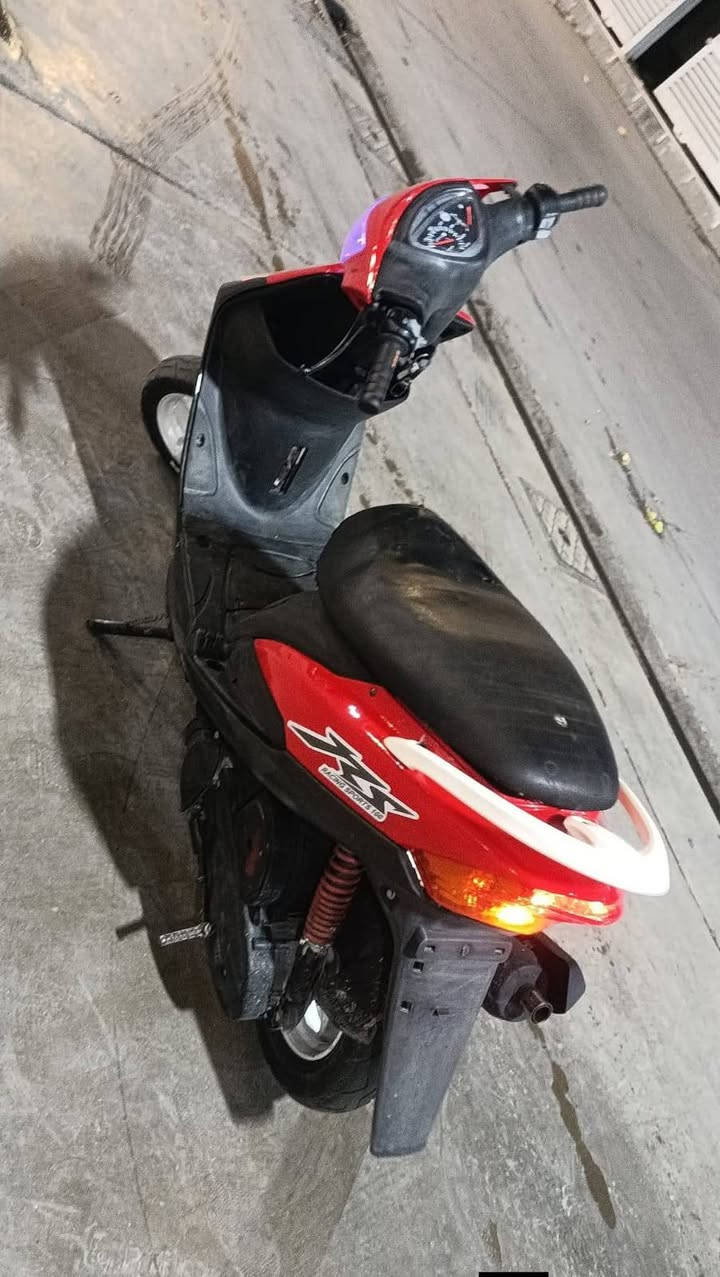 إسلام عليكم دراجه ماكس عدله تعمير جديد بوشه ٥٥ ابلادي صالنصه رياضي مكينه ناعمه شلعه ومعدل سلف وهندر نكره كلشي بيه شغال السعر ٤٥٠ وبيه مجال العنوان الكماليه حي زهراء الاتصال او مراسله ***********
