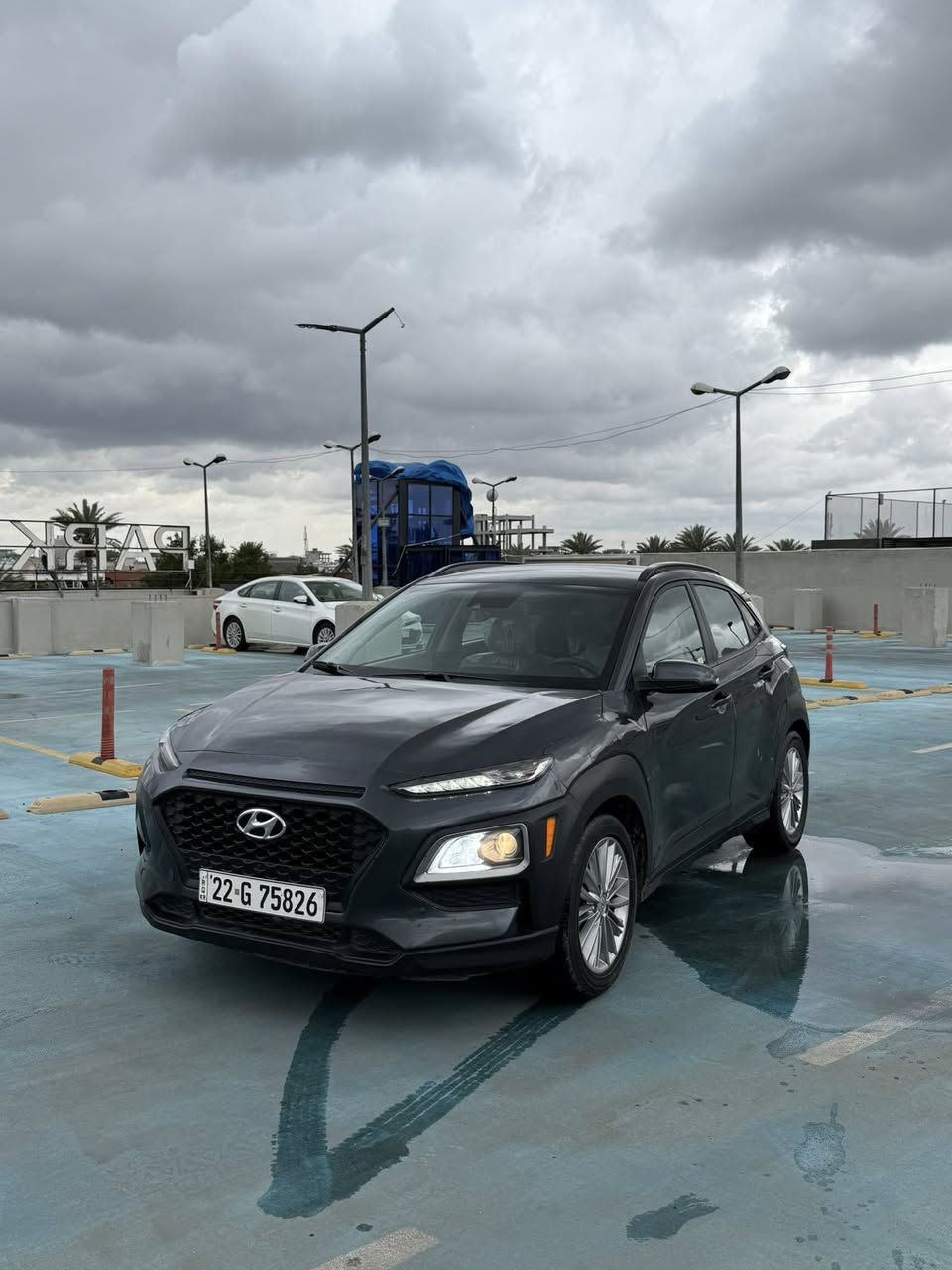 السلام عليكم
من رخصه الادمن المحترم 
للبيع ، هيونداي، كونا، موديل 2021. رصاصي ، اربيل ، تحويل مباشر ، باسمنا ،
الضرر ، جاملغ ايمن ، مع بنيد، والباقي ليبل واحد ، متوفر صور حادث مع سونار 
الموصفات، محرك 2000 دوش 
كير 6 نمر AT المرغوب مكفول 
انظمه قياده عدد 3
بصمه تشغيل ، وابواب ، وتشغيل عن بعد 
رادار عدد 3
تحديد مسار ، مع توقف ذاتي 
اشاير بالمري
كشنات هيتر 
شاشه حجم كبير مع كامره بلاديه 
ملاحضه ( السياره بيه مكانين بارد )
اما الصبغ قطعتين فقط مع تكمه ايمن 
السياره جاهزه من ميكانيك وكهربائيات 
السعر( 11800$) بيه مجال بسيط 
مكان السياره. بغداد / الكرخ/ اليرموك 
للاستفسار. ***********
غير. متواجد. ماسنجر. وتساب. فقط او اتصال 📞.
