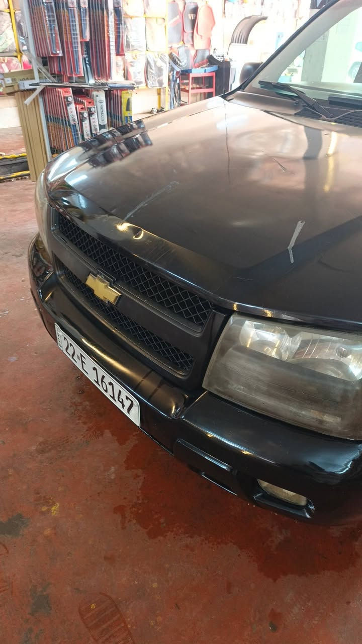 السلام عليكم بلايزر كفالة عامة بدون صبغ لون اسود بجم تاهو تحويل وكاله حاضر مكينة كير اكسل حداديه تخم تاير كله شرط انطيك فور ويل شغال مكينة قيغ ابيض المرغوب موديل 2007 مكان بغداد الحسينية رقم هاتف *********** واذا اكو مراوس عادي تحياتي المدير الكروب
