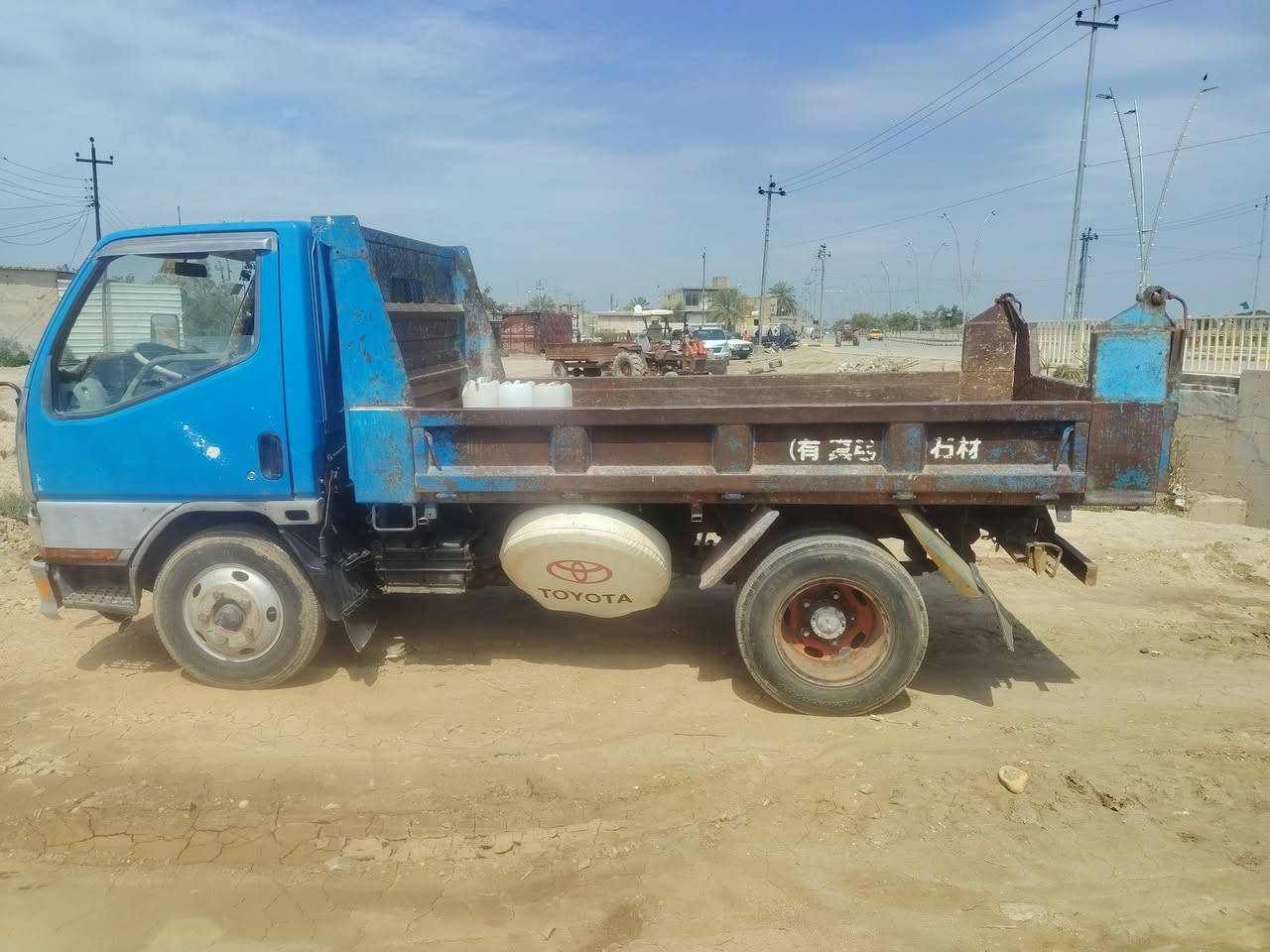 كنتر بزون رقم واسط دولي اصل 96 كفاله عامه  مداور ثاني يوم غير متواجد ع فيس
***********
