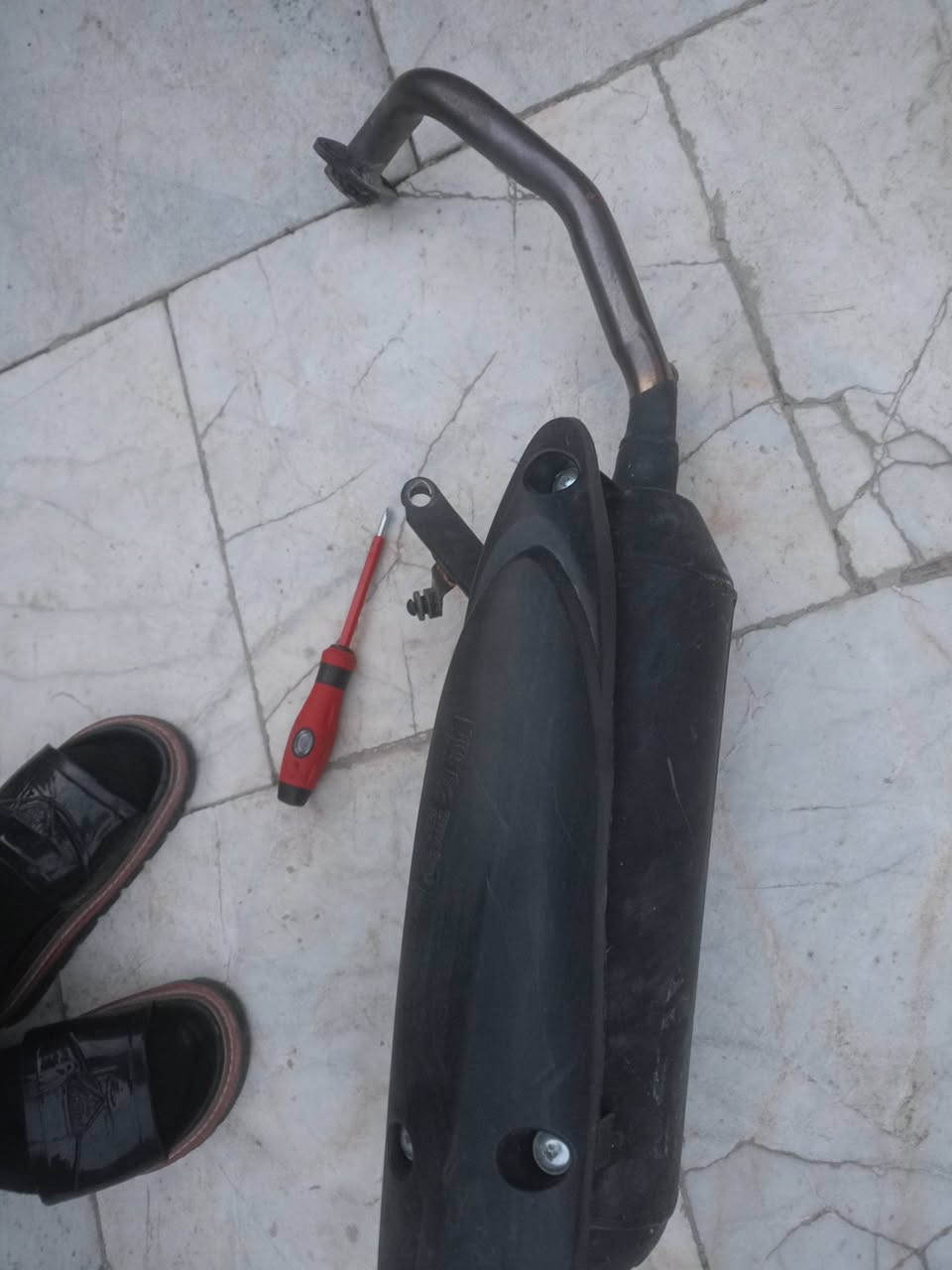 كلمن وسهره كفر اسود 20 ازرك 30 احمر 40 
وياله 15
كزوز اف ام 15 
***********
