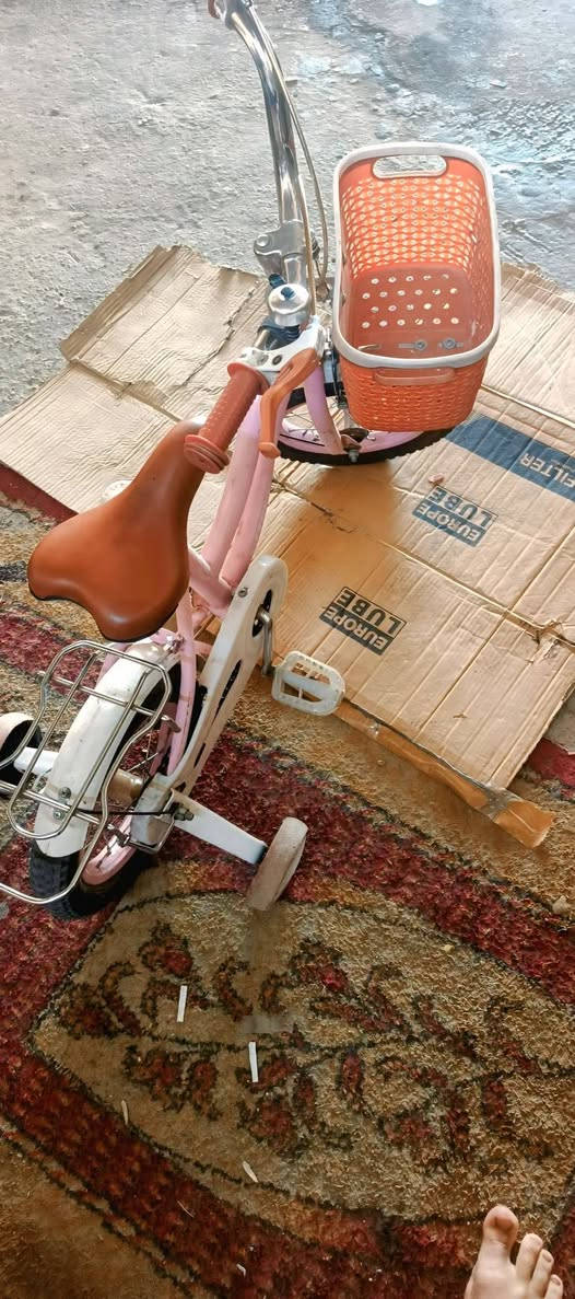 بايسكل حجم ١٢ ياباني للستفسار *********** النجف, العراق
