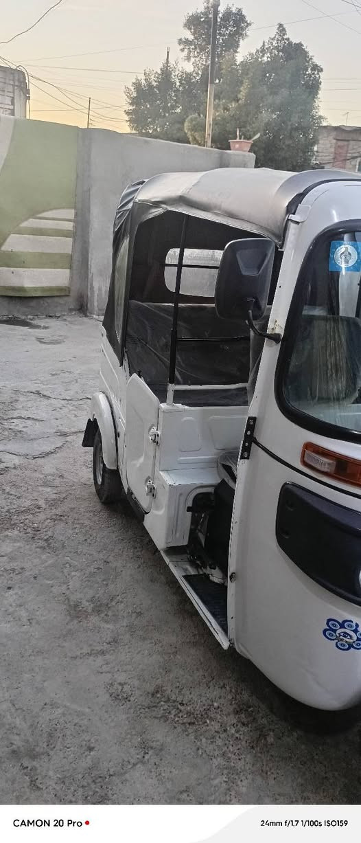 سلام عليكم تكتك موديل 22 نضيفه رقم وسنويه جاهزه كهربايات شغاله العنوان المشتل شارع المدارس بل نهايه قرب حسينية علي الشوكي السعر 8000 ملاين وبيهه مجال الستفسار ***********
