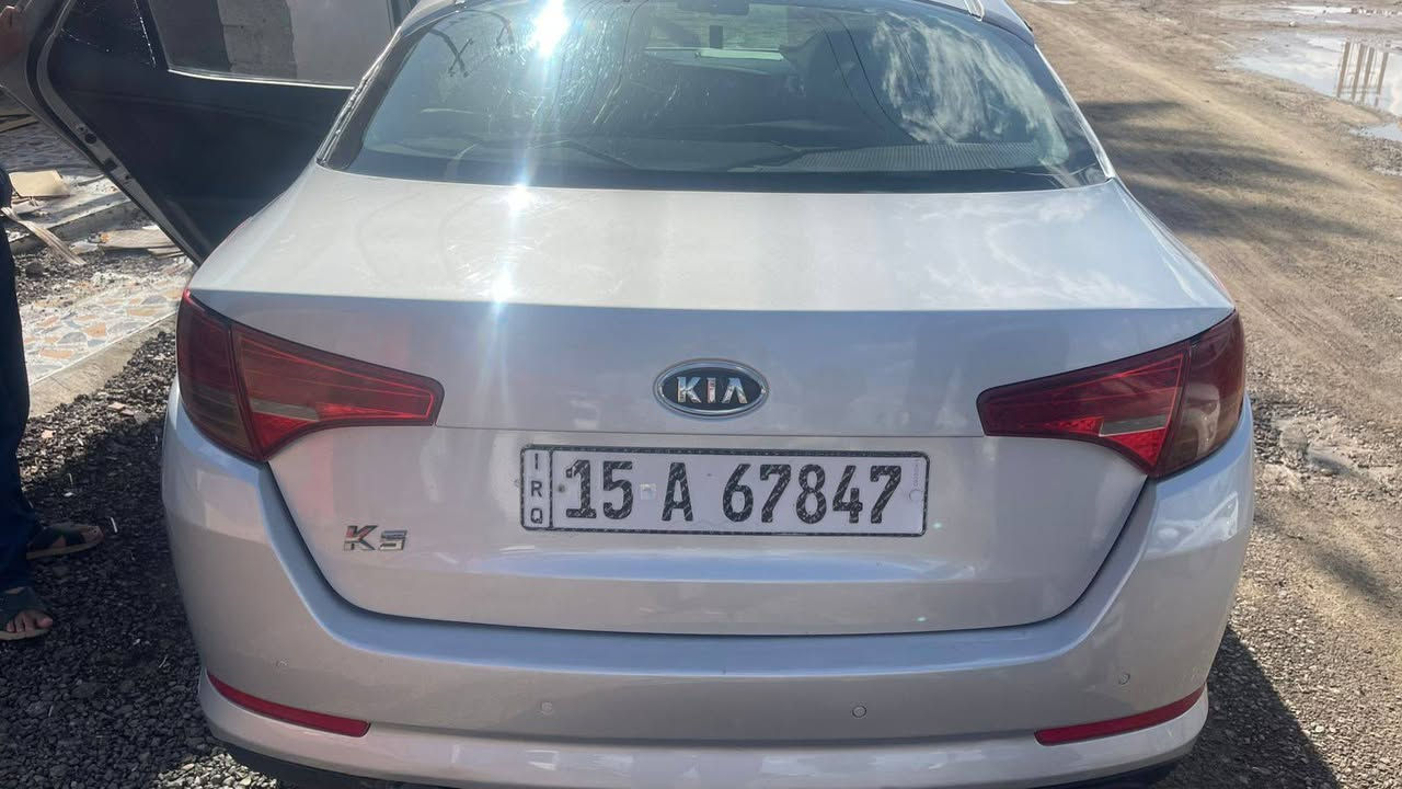 اوبتيما للبيع او مراوس بي واي دي
2011وارد كوري محرك 2400 مصبوغه عام اثر جراد معروف السلفر يجرد وتصويرها موجود يرادلها صدر شويه تعبان نضام eco قطعتين تبريد حساسات كير ومحرك خير من الله سعرها95 بي مجال قليل 
واتساب ***********
