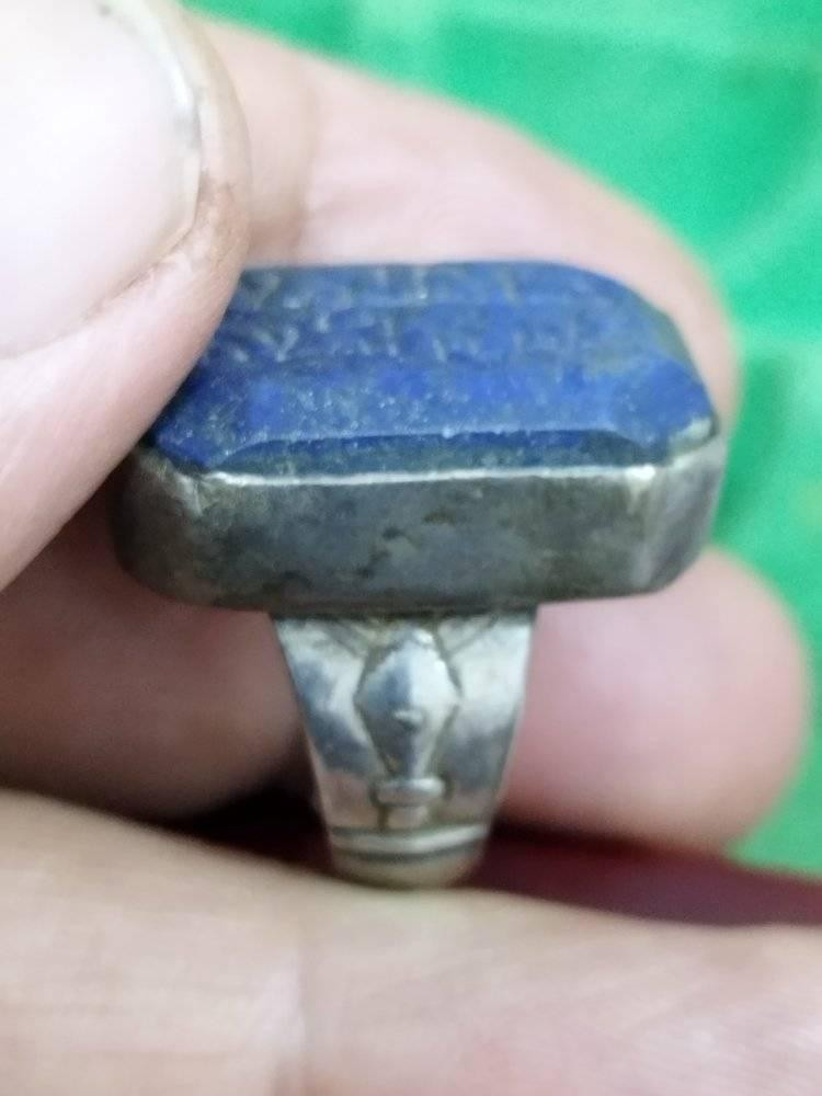لازورد قديم ملاكط حجر علاجي لالم المفاصل وراحه نفسيه حجر قديم وشغال يباع تواصل خاص للاستفسار *********** الميمونة, ميسان
