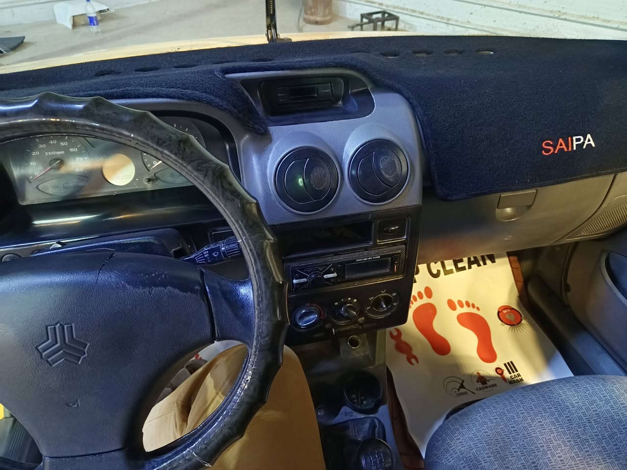 سايبا 2013 اصفر رقم بغداد شرط التحويل بيها خياسات و فطر شاصي يرادله صيانه كير و محرك بحالة جيدة تخم تاير مشط ستيرن جديد باتري جديد درايم شفتات جدد  بيها ليك تبريد بالراديتر الامامي كمبريسر شغال مابي شي السعر النهائي بدون عملة رجاءا  24 ورقه الشراي يتصل *********** خاص ما اجاوب رجاءا
