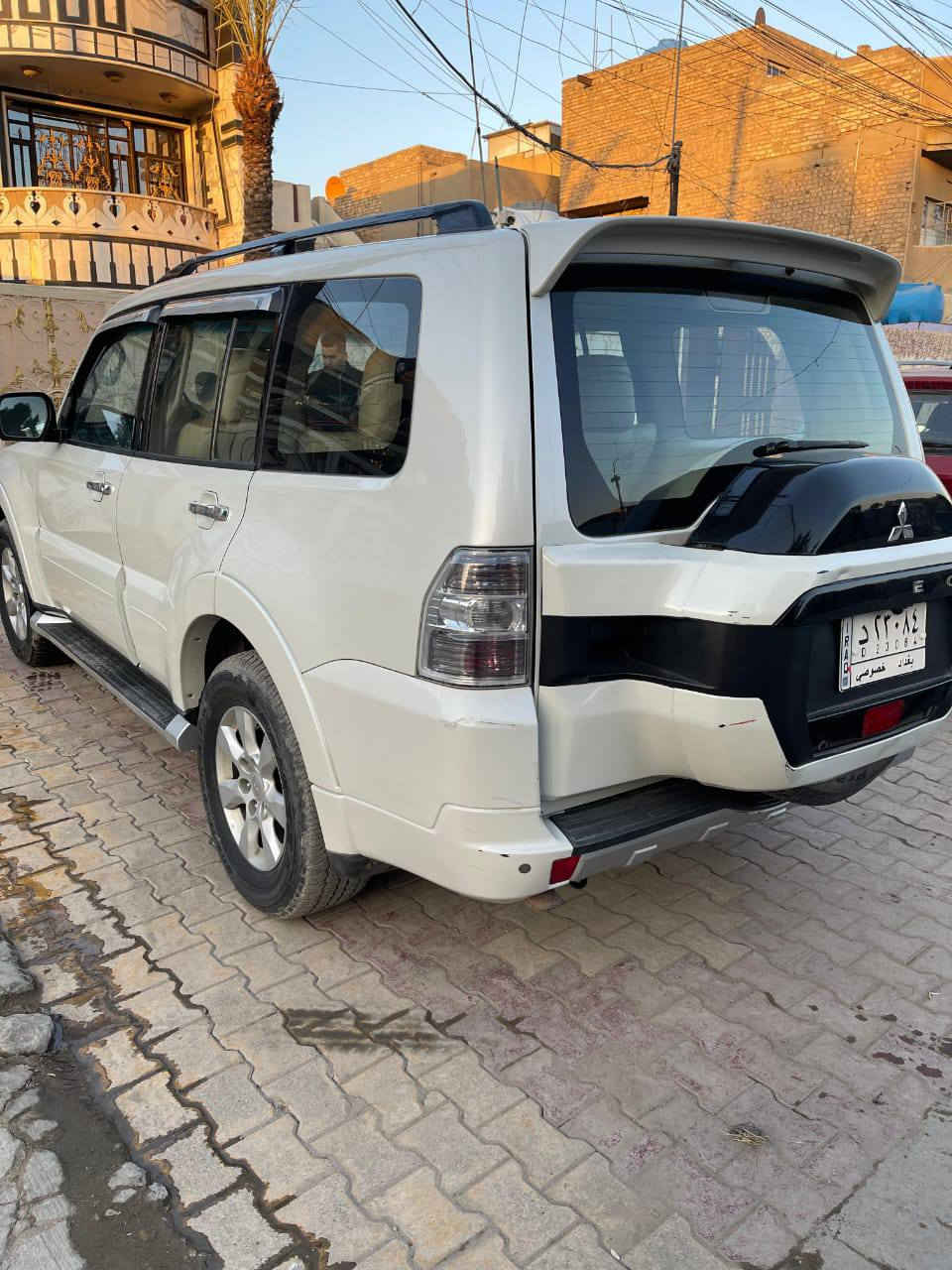 السلام عليكم عندي ميتسوبيشي باجيرو حبتور موديل 2010 مكفولة من الصبغ والضربة فول مواصفات محرك 6 سلندر مكانها بغداد سعراها 150 وبيها مجال ***********
***********
