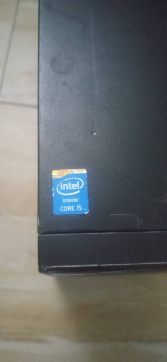 حط سعر وبالعافيه
معالج I5 4570s
بدون رام وبور وهارد


**إذا كنت صاحب هذا الإعلان وتريد حذفه لأي سبب، رجاءا أرسل رسالة إلى الدعم الفني**