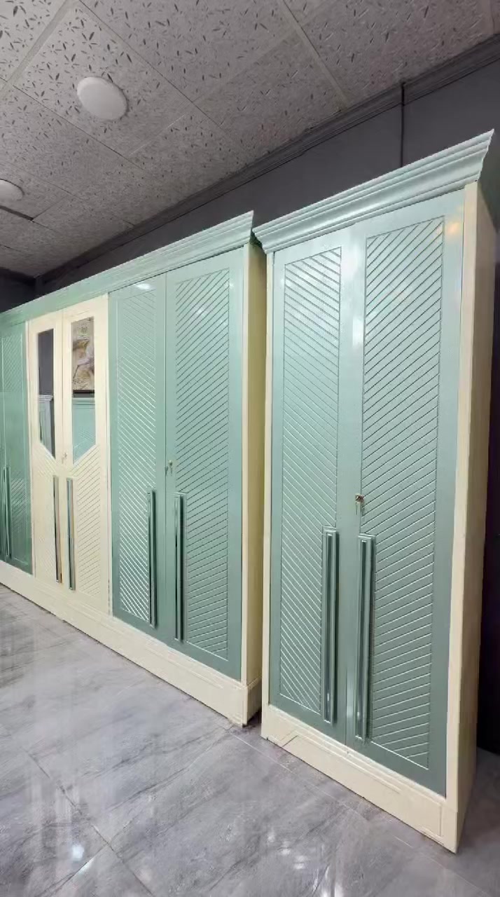 السعر 🔴 975 الف 🔴

غرف نجاره عراقيه 💯💯

السرير بلوك ٦ ارجل

طول السرير 200 سم 

عرض السرير 160 سم 

الضهر براغي

🔴الشازلون والطابوريه 50 الف 🔴


**إذا كنت صاحب هذا الإعلان وتريد حذفه لأي سبب، رجاءا أرسل رسالة إلى الدعم الفني**