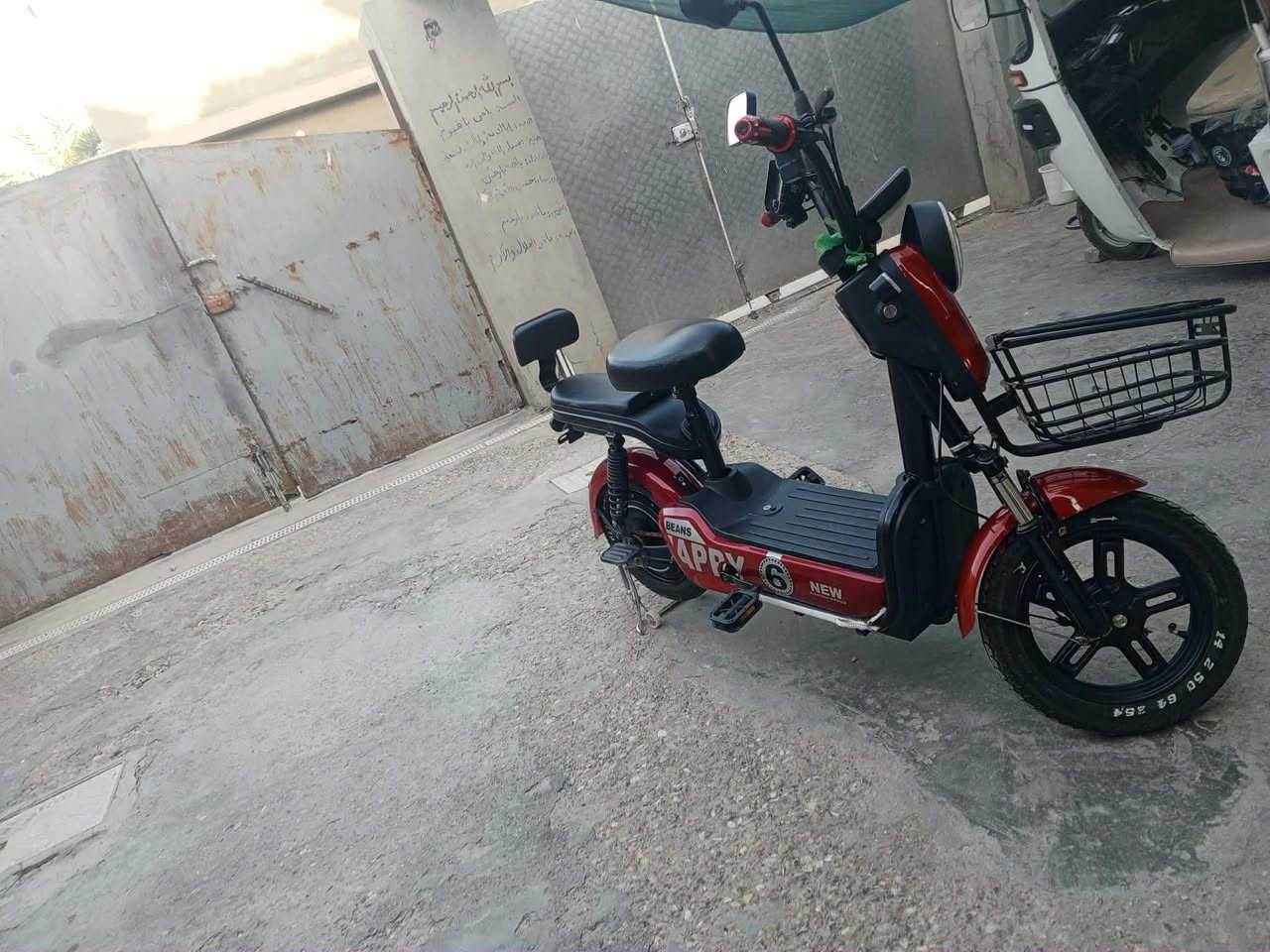 السلام عليكم دراجه شجن للبيع كلش جديده ونضيفه ب300 وبيها مجال


**إذا كنت صاحب هذا الإعلان وتريد حذفه لأي سبب، رجاءا أرسل رسالة إلى الدعم الفني**