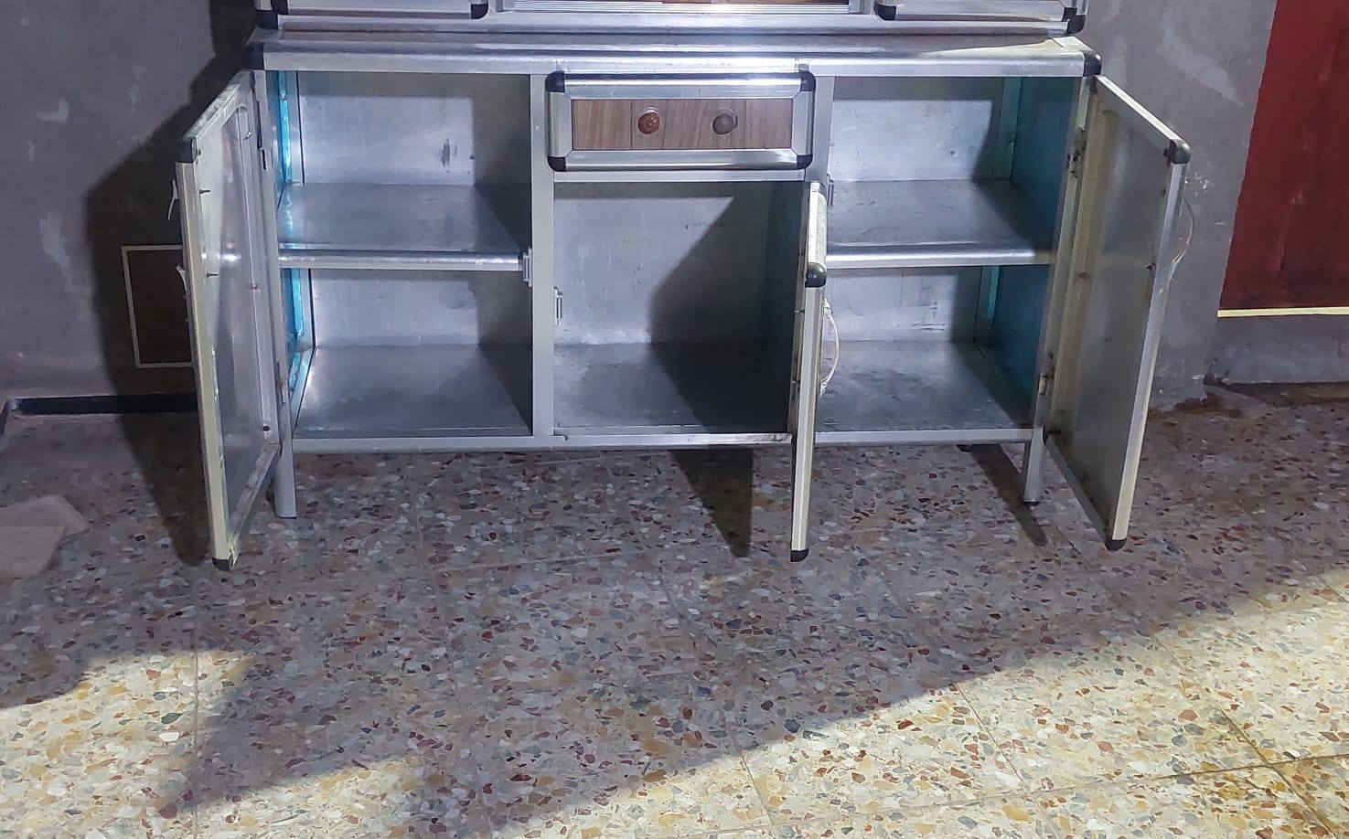 گاونتر  المنيوم جوزي متر ونص السعر 125
گاونتر  المنيوم رصاصي مترتين ونص السعر 140
کاونتر المنيوم متر ونص السعر 75
متواجد فقط ع الرقم 
***********
***********
