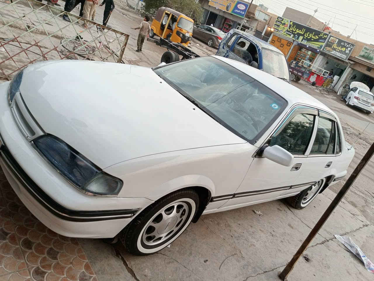 السلام عليكم دايو برنس موديل 1995 بسمي محرك كير جديد داخل صاج بطاين جدد كهربائيات شغاله مابيها اي نقص مصبوغه للجماليه فقط مابيها اي ضربه او تبديل
جام سنترللك شغال تخم تاير باتري جديد صدر امامي خلفي جديد
السعر 42 وبيها مجال
العنوان بغداد 
***********
