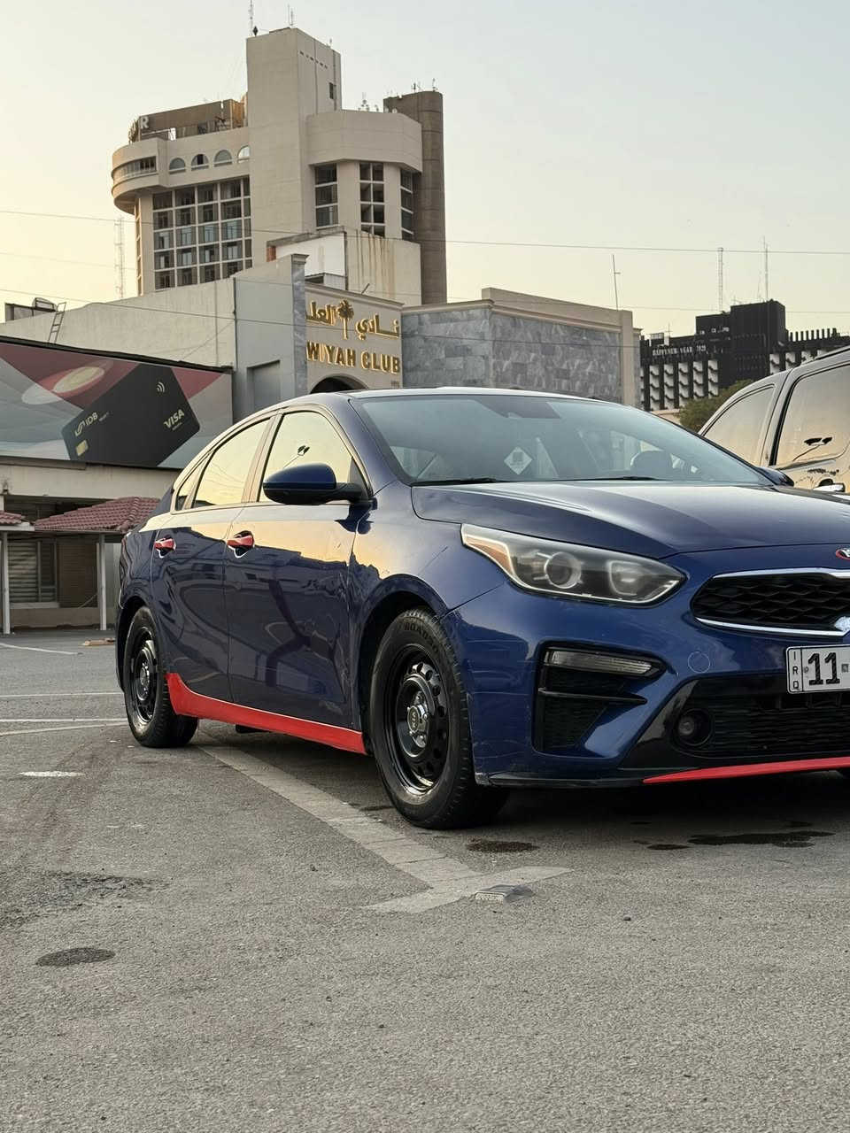 السلام عليكم كيا فورتي 2019 ماشيه 92ميل كير مكينه مكفولات حادثه موضح بلصوره رقم دولي ثاني يوم تحويل
السعر 126$وبيهه مجال قليل مكان السياره بغداد الكراده رقم الهاتف ***********
