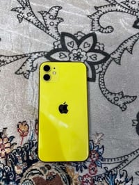 آيفون ١١ ١٢٨ • بطارية ٨٣ • فيس ايدي معطل