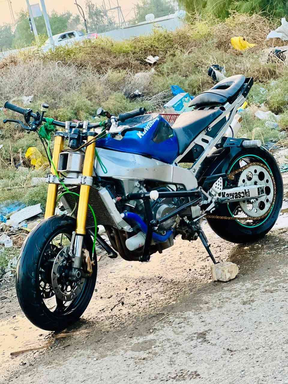 السلام عليكم كاوسكي 636 2004 دراجة نظيفة عوزها نواقص بسيطة مكينة  مكفولة  دراجة متروكة وما فارغيلها سعرها ((18)) وبيها مجال جدا بسيط رقمي *********** مكاني الزعفراية
