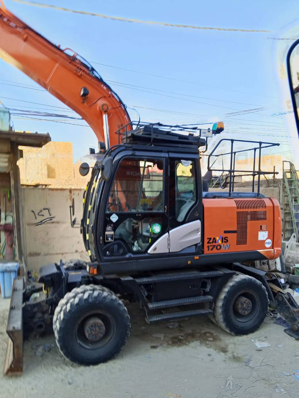 حفاره هيتاشي بي فايف مكفوله كفاله عامه رقم اربيل بأسمي سجينه ركائز بلادي شاصي مكفول مكاني ديوانية  ***********
