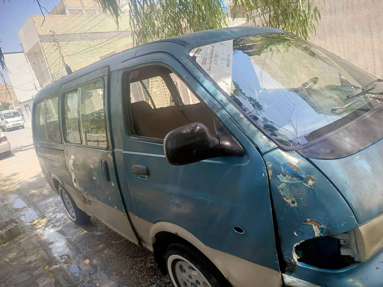 سلام عليكم بريجو موديل 97
مكينه وكير جدد حداديه جديده كهربائيات كله شغال دواخله حلوات كاعيه زينه سياره مطلوبه مرور وهيه ابيع هل موجود راعيه بل حله يسويلك وكاله بيه السعر 21وبيه مجال 
***********
مكان سياره نجف
