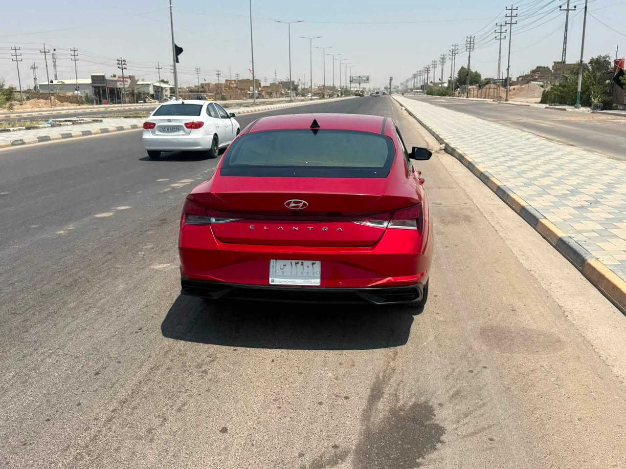 السلام عليكم سياره للبيع اننتره وارد امريكي سياره حلوه و جاهزه رقم بغداد معوقين و راح تخلص حادث جامغ و بنيد  مكان السياره بل عماره للستفسار الاتصال لا تدخل خاص ***********
