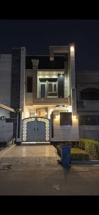للبيع مشتمل سكن بناء حديث ومؤثث 🏦 المساحة 100م 📏 واجهة 5 * نزال 20 📍 ز...