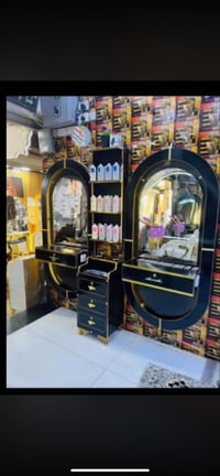 تجهيزات صالونات حلاقه بنسب السعار الستفسار  عليك مراسلت الصفحه و 07718...