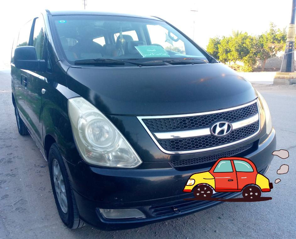 ستاركس للبيع موديل2008 مسكر اصل سبلاين
‏كير عادي تبريد ثلج منظومه جديده
‏تخم تاير حداديه جديده دوشه جديده سفريات 
‏رقم واسط انكليزي بسمي مداور ثاني
‏مصفىره هيه وغرامات
‏سنوية لل 2030
‏سياره جاهزه 
‏السعر 115 وبيها مجال بسيط مكان السياره الناصريه 
‏الشطره  ***********
‏
‏
