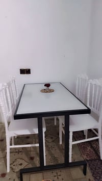 ميز طعام حديد درجه أوله قياس ٦٥،١٢٥ بورسلين السعر ٦٠ الف للاستفسار الا...