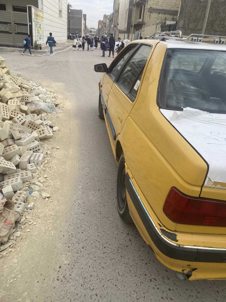 السلام عليكم ورحمة الله 
بيجو بارس مديل 2015

السيارة مكينة وكير وتبريد والشواصي كفالة السيارة بيه بنيد مبدل وجاملغ

 وهلالات معمرة 

تحويل ثاني يوم
السعر 36 

رقمي *********** اتصال

واتساب ***********
