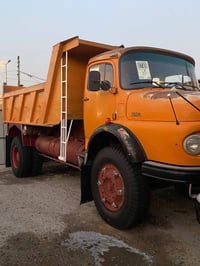 البيع موديل 81 بيها بس لغد السياره بلاديه محرك جديد كير ابو الشخاطه جد...