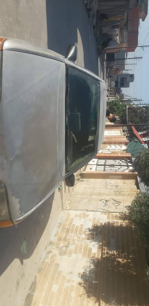 فورد اسكوربيو رقم ألماني تبريد ثلج كربون بنزين طخم تاير جديد فول موصفات محرك 4 لا صرف ولا نفخ كير عادي سعر  25. ٠٠ *********** او  ***********
