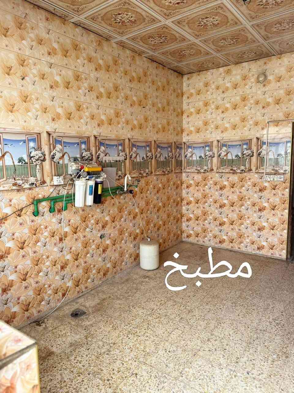 سلام عليكم دار للبيع 100 متر عقد زراعي مشمول بالتطويب بناء بلوك عكاده أساس تجعيب كوفه علوه الفحل قرب صوره الامام العباس عليه السلام ***********
