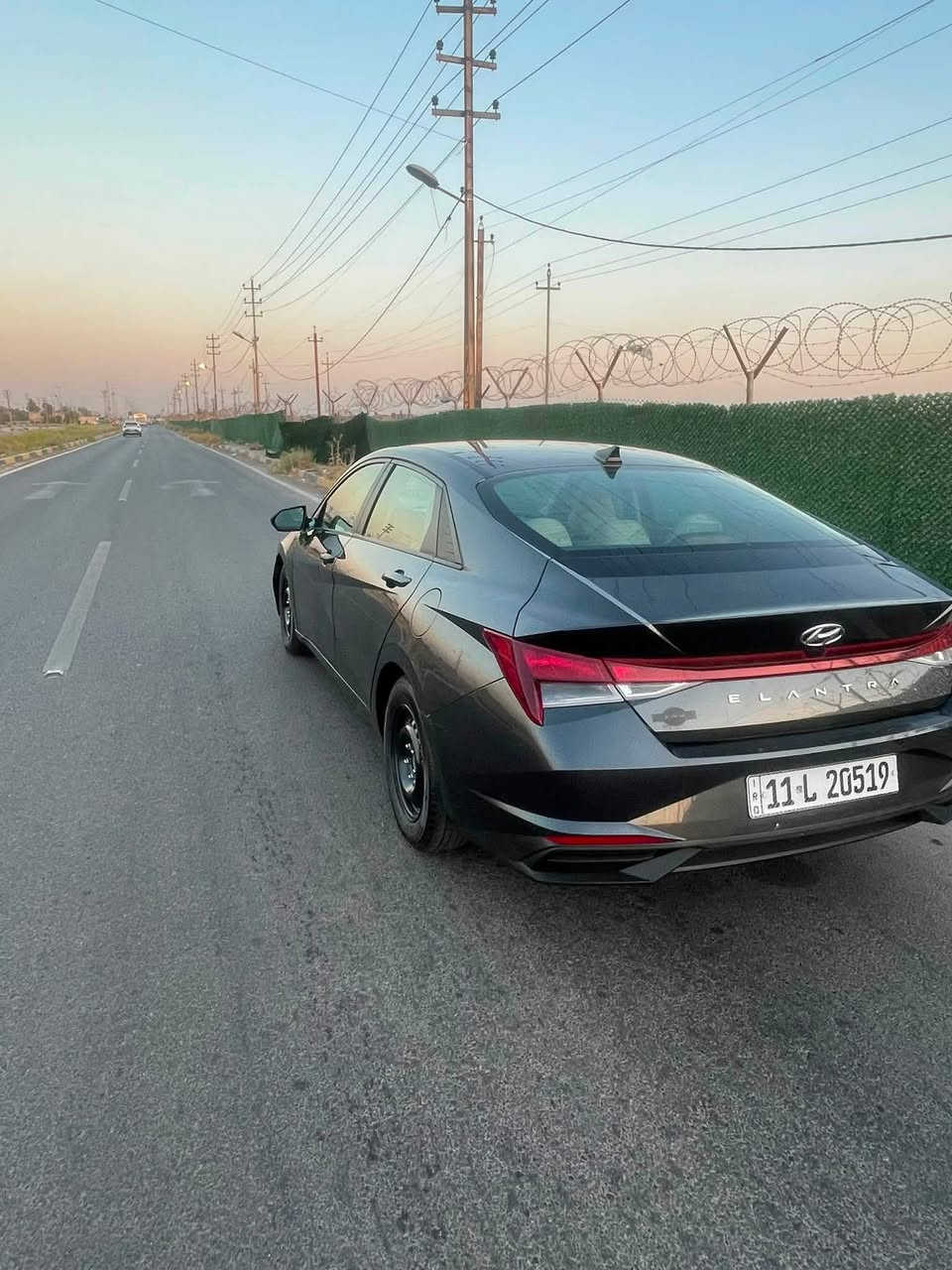 السلام عليكم
للبيع  النترا موديل 2023
ماشيه mi105 الف
 حادثها مرفق بل منشور 
كفاله محرك وكير 
تشغيل بصمه +صندوك ذكي 
رادار + تحديد مسار +توقف ذاتي 
شاشه كبير كار بلي
كامره دواره 
صدر امامي خلفي جديد
تخم تاير جديد 
لايت زنون عالي وناصي 
السياره ليبل واحد عده البنيد 
السياره لغد شاصي مكفول
السعر 120 وبيها مجال بسيط 
للاستفسار ‭***********‬

