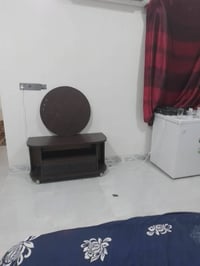 غرفه ايطاليه • شرط • ميز تواليت