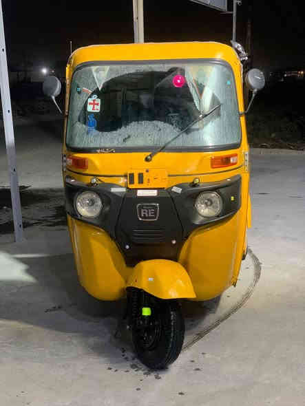 السلام عليكم تكتك البيع موديل 18تكتك خير من الله كبلالشغل تكتك أحله من الصور خير من الله مكينه جديده لا تنقيص ولا تبخير  مكان جسر ديالى القديم رقمي اتصل وتدلال ***********
