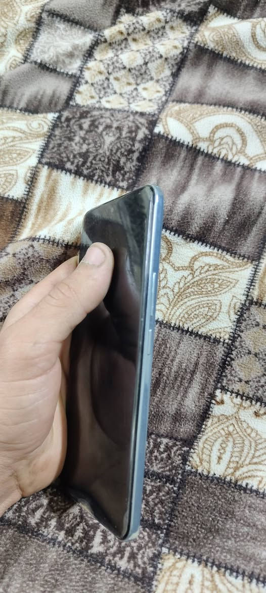 هونر 200 عادي للبيع سعر 370 بي مجال
شاشة OLED 120هرتز
ذاكرة 256
رام 12+12
معالج Snapdracon7 Gen 3
كامر50+12+50 تقريب 50X
بطارية 5200 شاحن 100 واط


**إذا كنت صاحب هذا الإعلان وتريد حذفه لأي سبب، رجاءا أرسل رسالة إلى الدعم الفني**